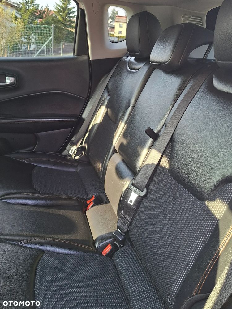 Jeep Compass 1.4 TMair Limited 4WD S&S - 8