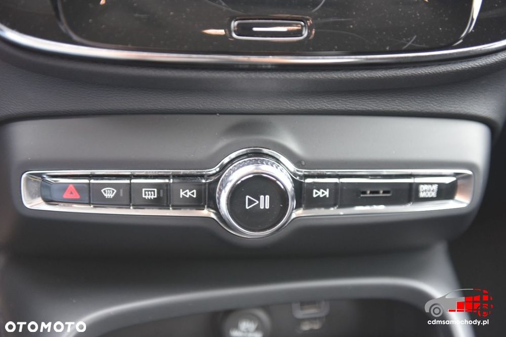 Volvo XC 40 - 33