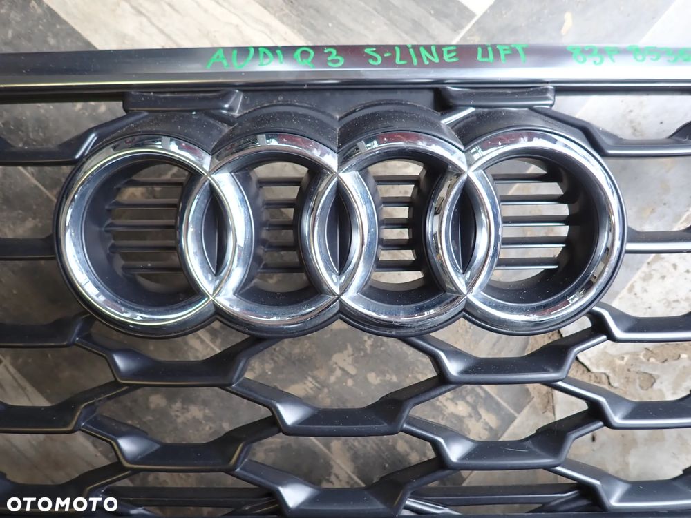 AUDI Q3 S-LINE LIFT GRILL 83F853651A - 3