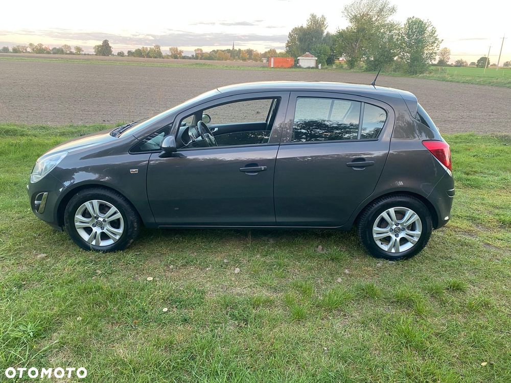 Opel Corsa 1.2 16V Enjoy - 8