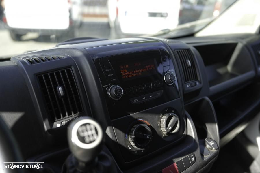 Peugeot Boxer 2.2 BlueHDi 335 L3H3 - 4