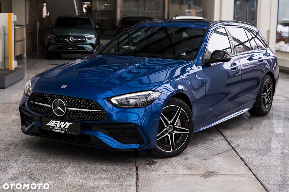 Mercedes-Benz Klasa C 220 d 4Matic 9G-TRONIC AMG Line - 2