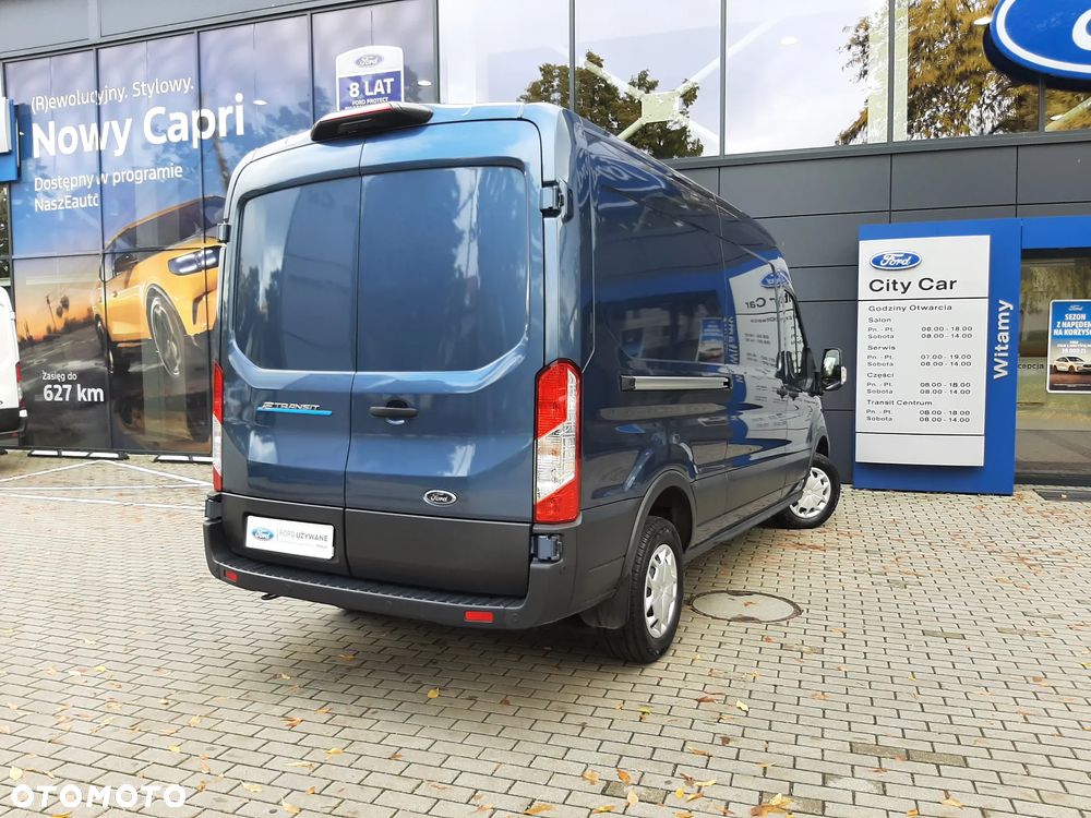 Ford Transit - 13