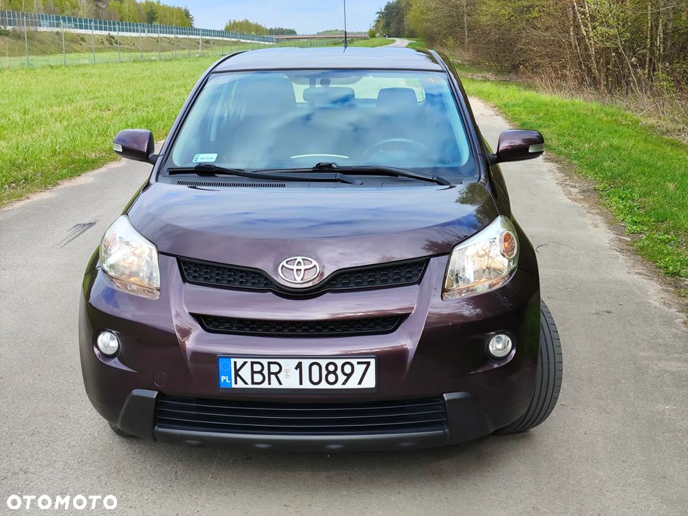 Toyota Urban Cruiser 1.33 Sol - 1
