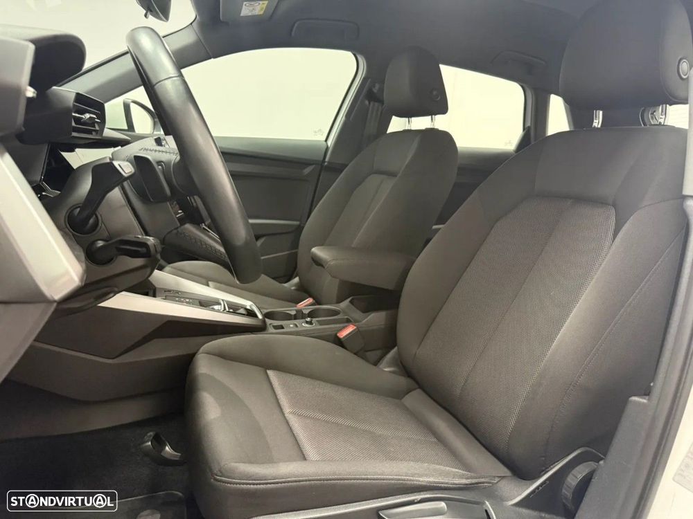 Audi A3 Sportback 40 TFSIe S line - 8