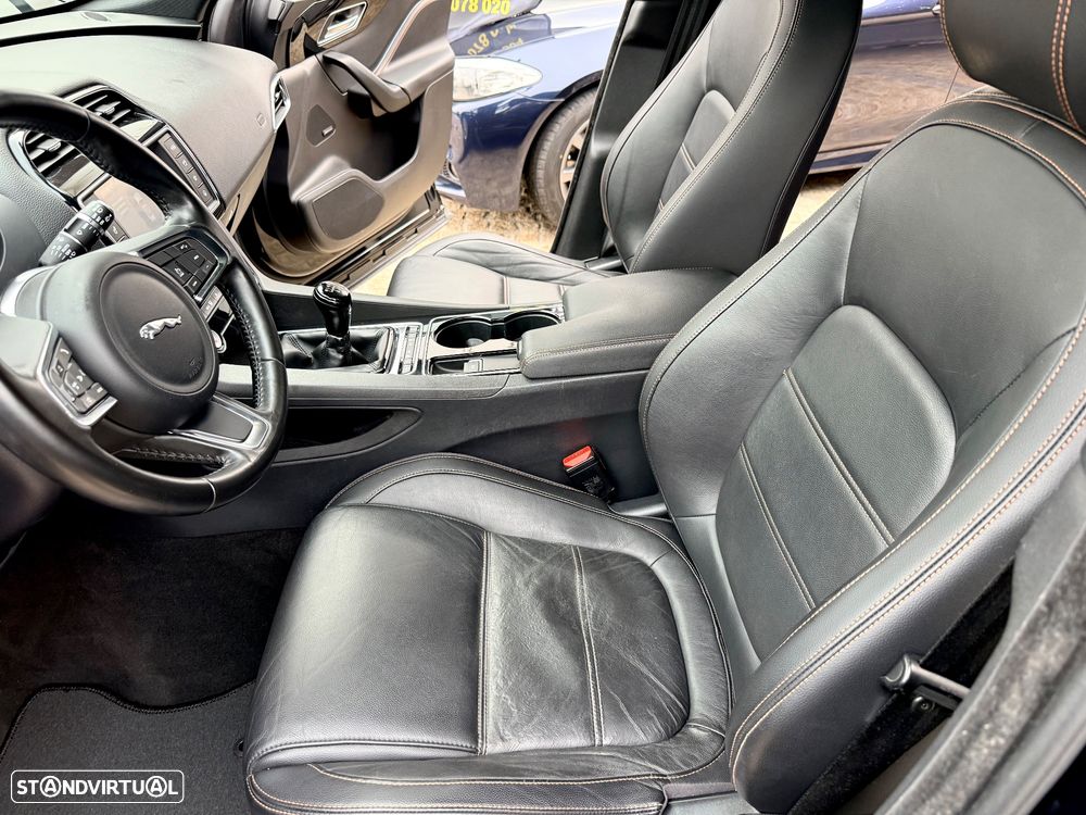 Jaguar F-Pace 2.0 i4D Prestige - 42