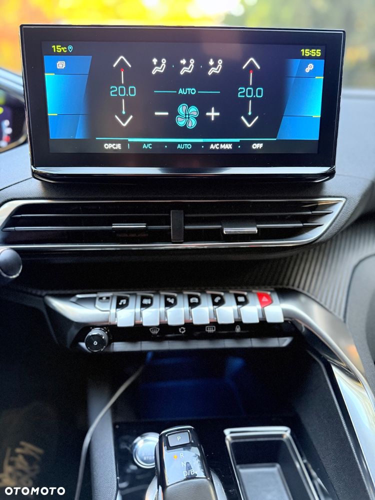 Peugeot 3008 1.6 PureTech Hybrid PHEV Allure Pack S&S EAT8 - 29