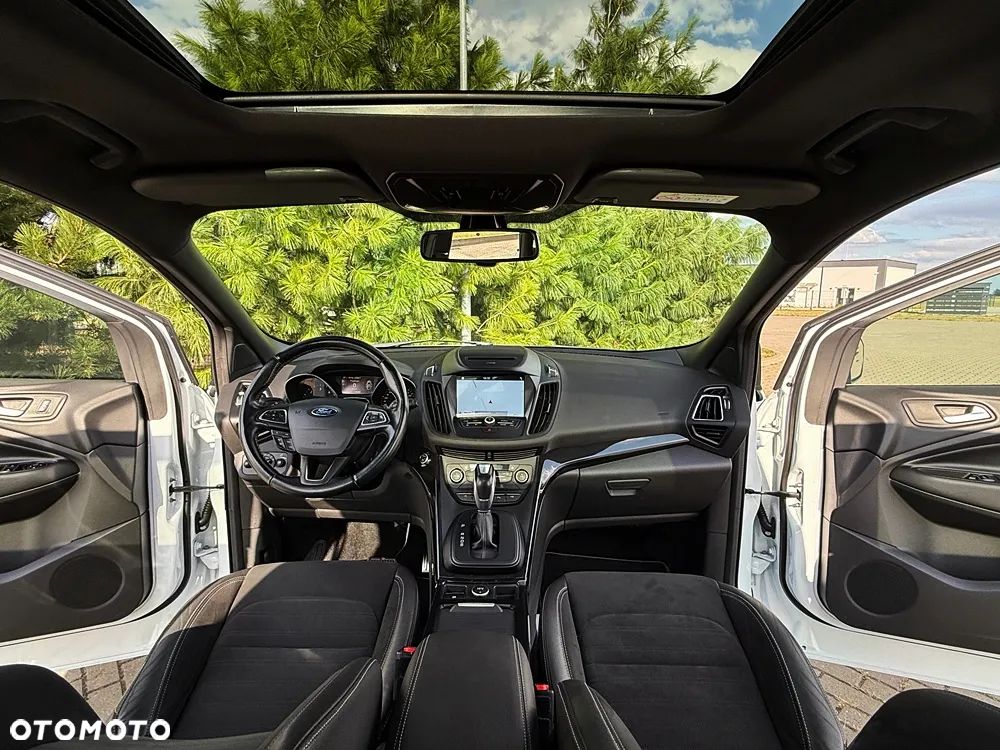Ford Kuga 2.0 TDCi 4x4 ST-Line - 31