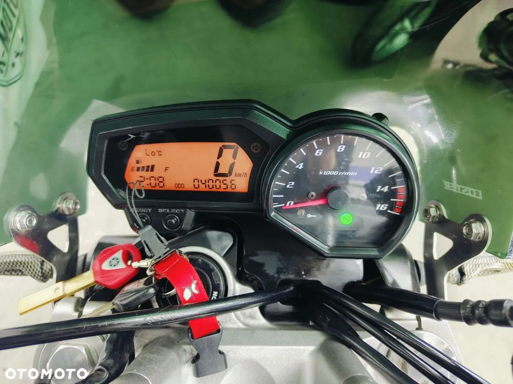 Yamaha FZ6 - 18