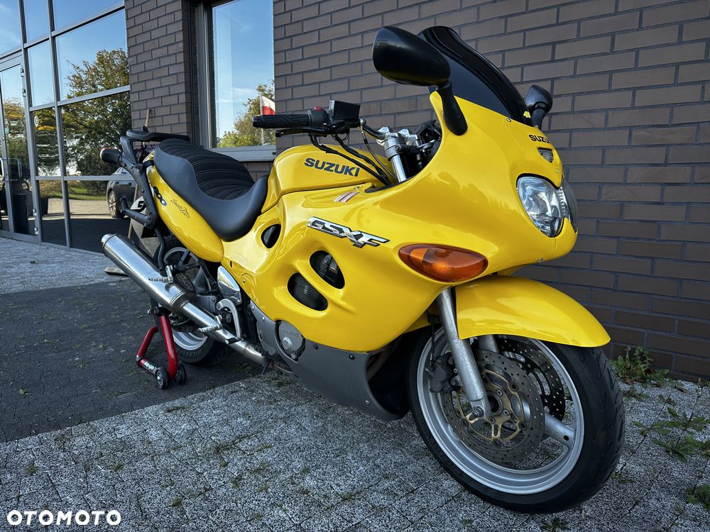 Suzuki GSX
