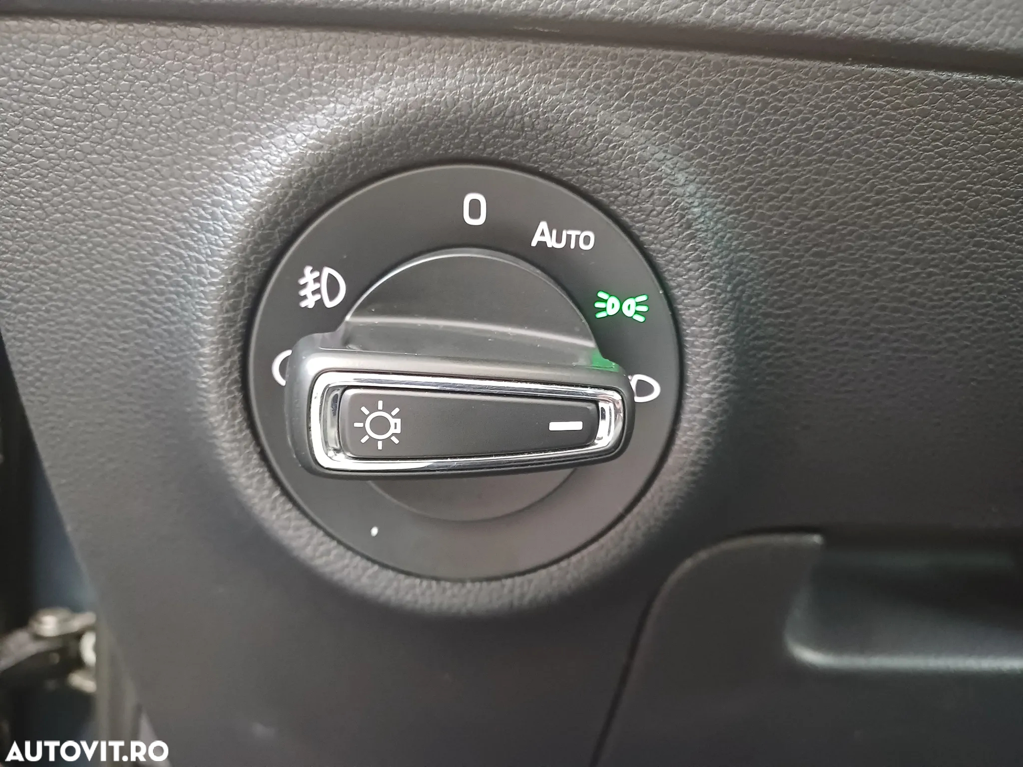 Skoda Karoq 2.0 TDI 4X4 DSG Style - 11