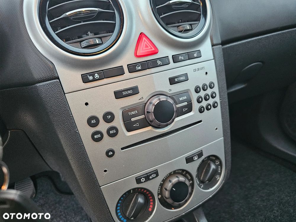 Opel Corsa 1.4 16V 150 Jahre - 14