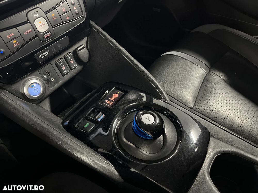 Nissan LEAF Standard - 24