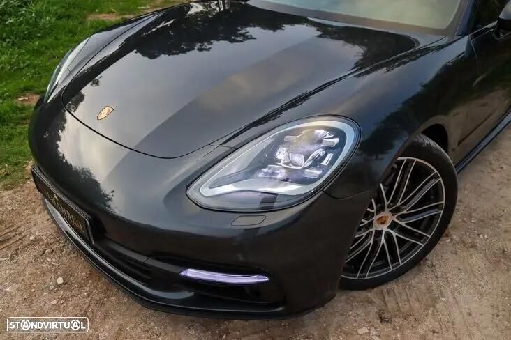 Porsche Panamera 4 E-Hybrid - 34