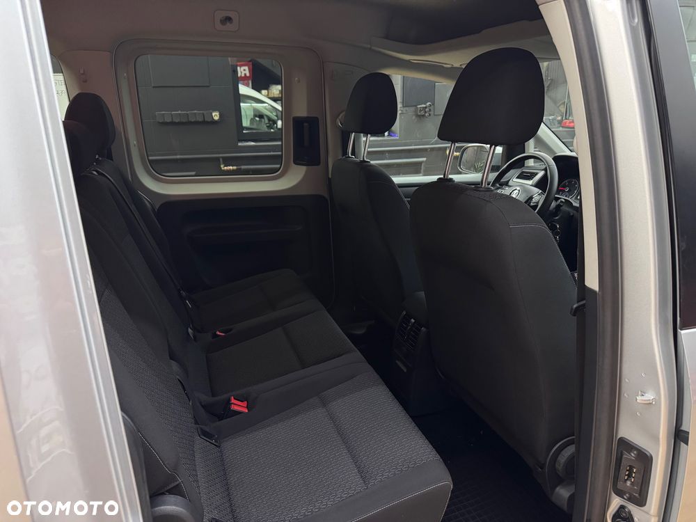 Volkswagen Caddy 2.0 TDI Highline - 29