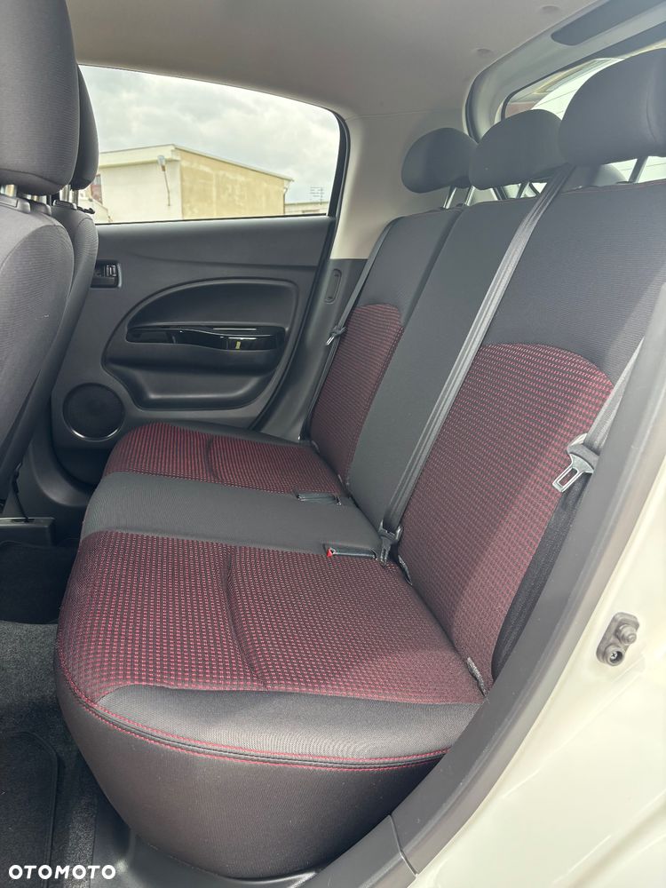 Mitsubishi Space Star - 15