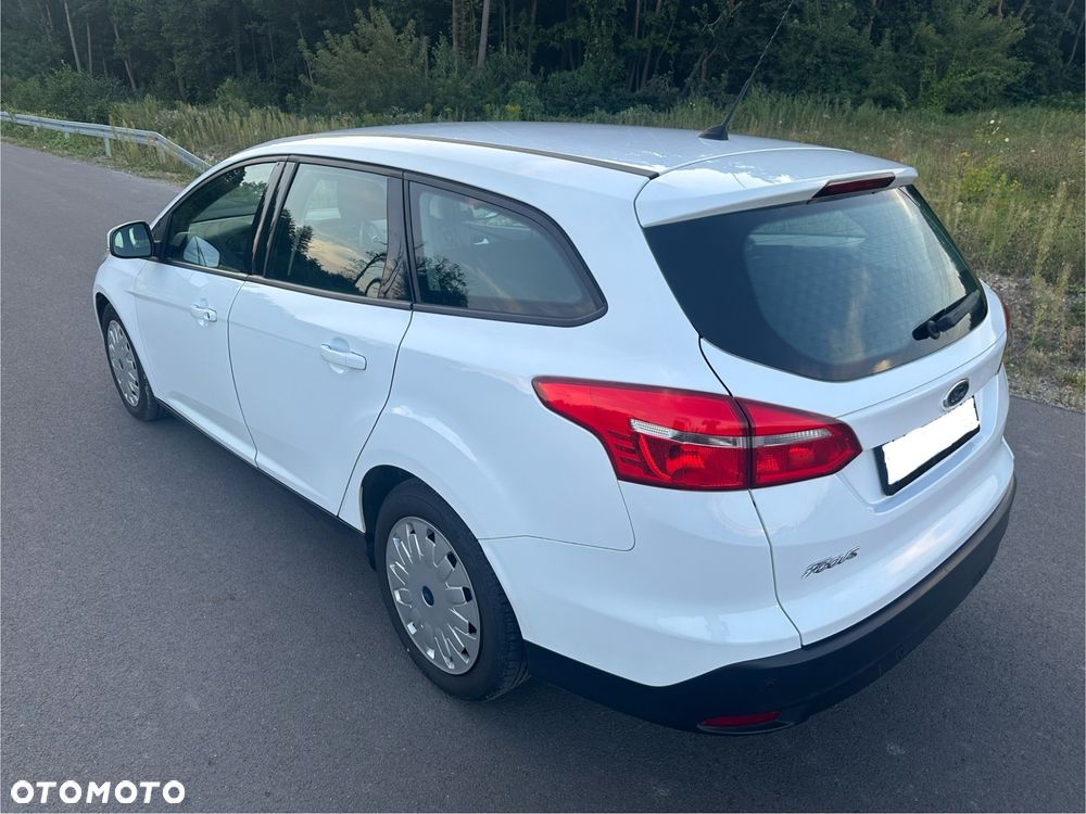 Ford Focus 1.5 TDCi ECOnetic 88g Start-Stopp-System Business - 11