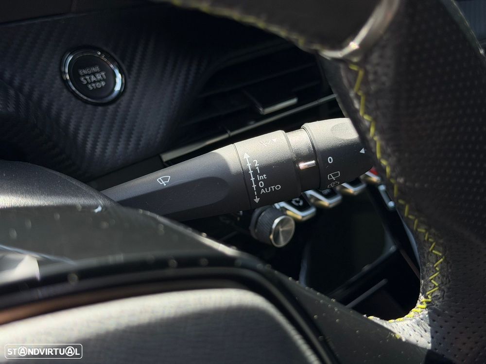 Peugeot e-2008 50 kWh GT - 36