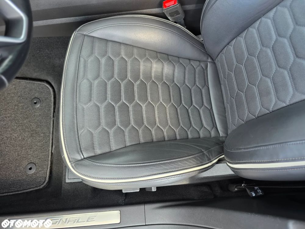 Ford Mondeo Vignale 2.0 EcoBoost - 22