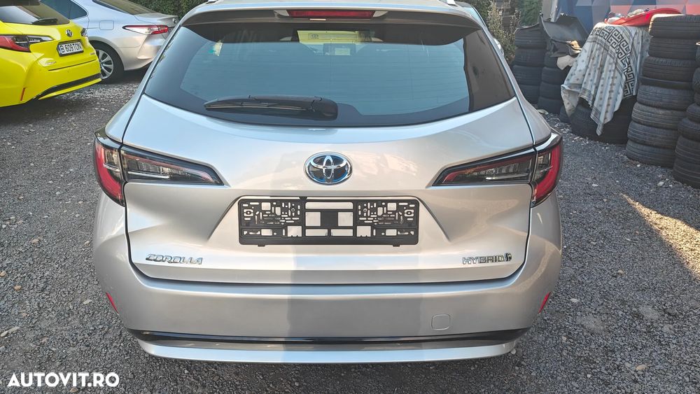 Toyota Corolla 1.8 HSD Business - 2