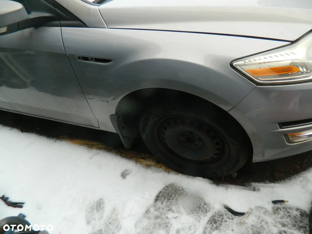 Ford Mondeo MK4 IV BA7 Kompletny przód maska Zderzak - 3