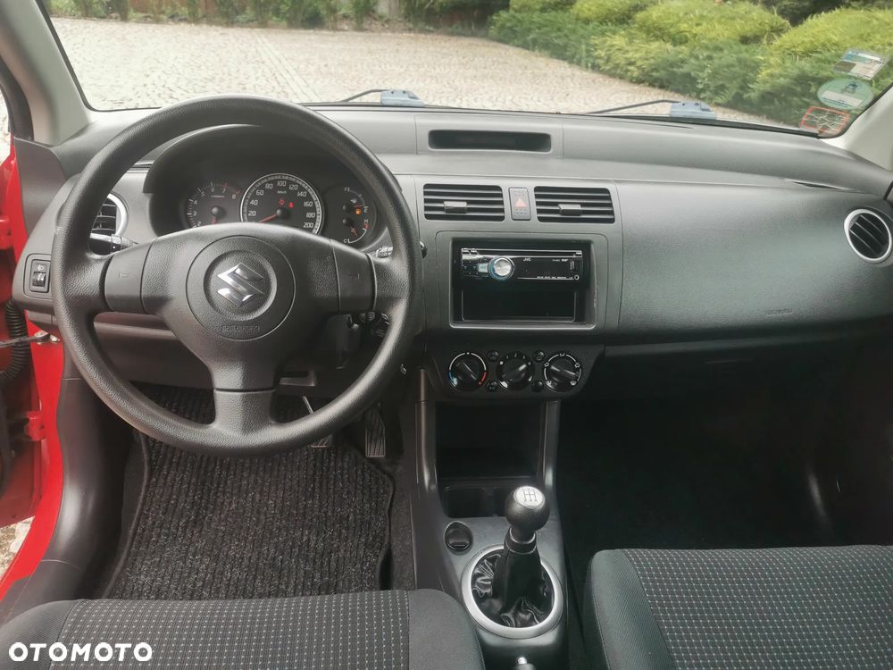 Suzuki Swift 1.3 Comfort - 8