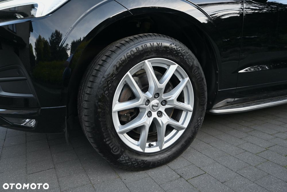 Volvo XC 60 D4 Geartronic Momentum Pro - 38