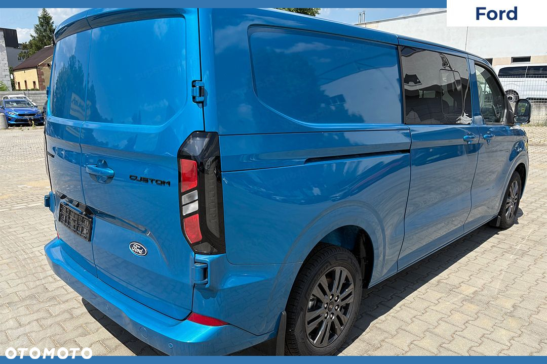 Ford Transit Custom 320 L2H1 Limited Zabudowa Brygadowa PHEV CVT 2.5 232KM - 4