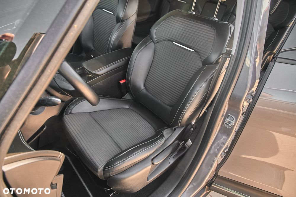 Renault Grand Scenic - 19