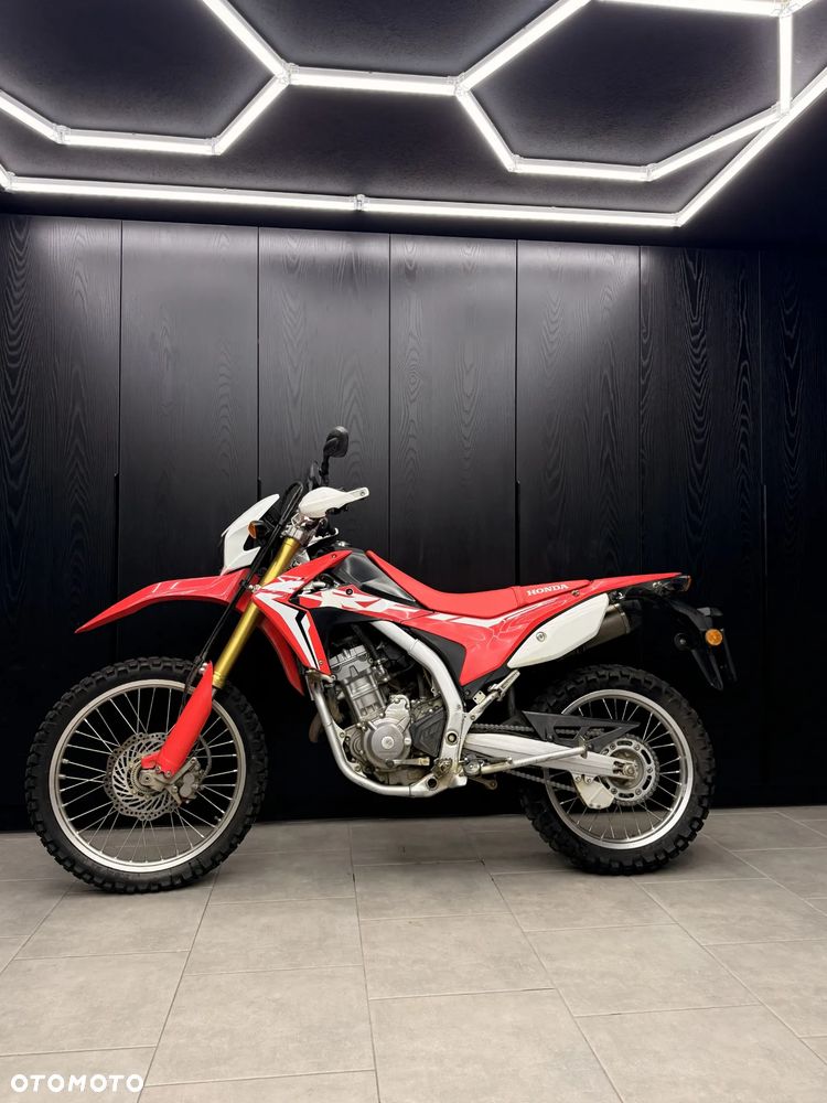 Honda CRF - 6