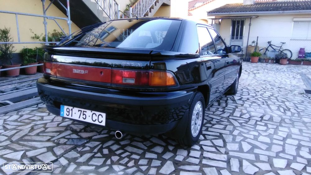 Mazda 323 - 4