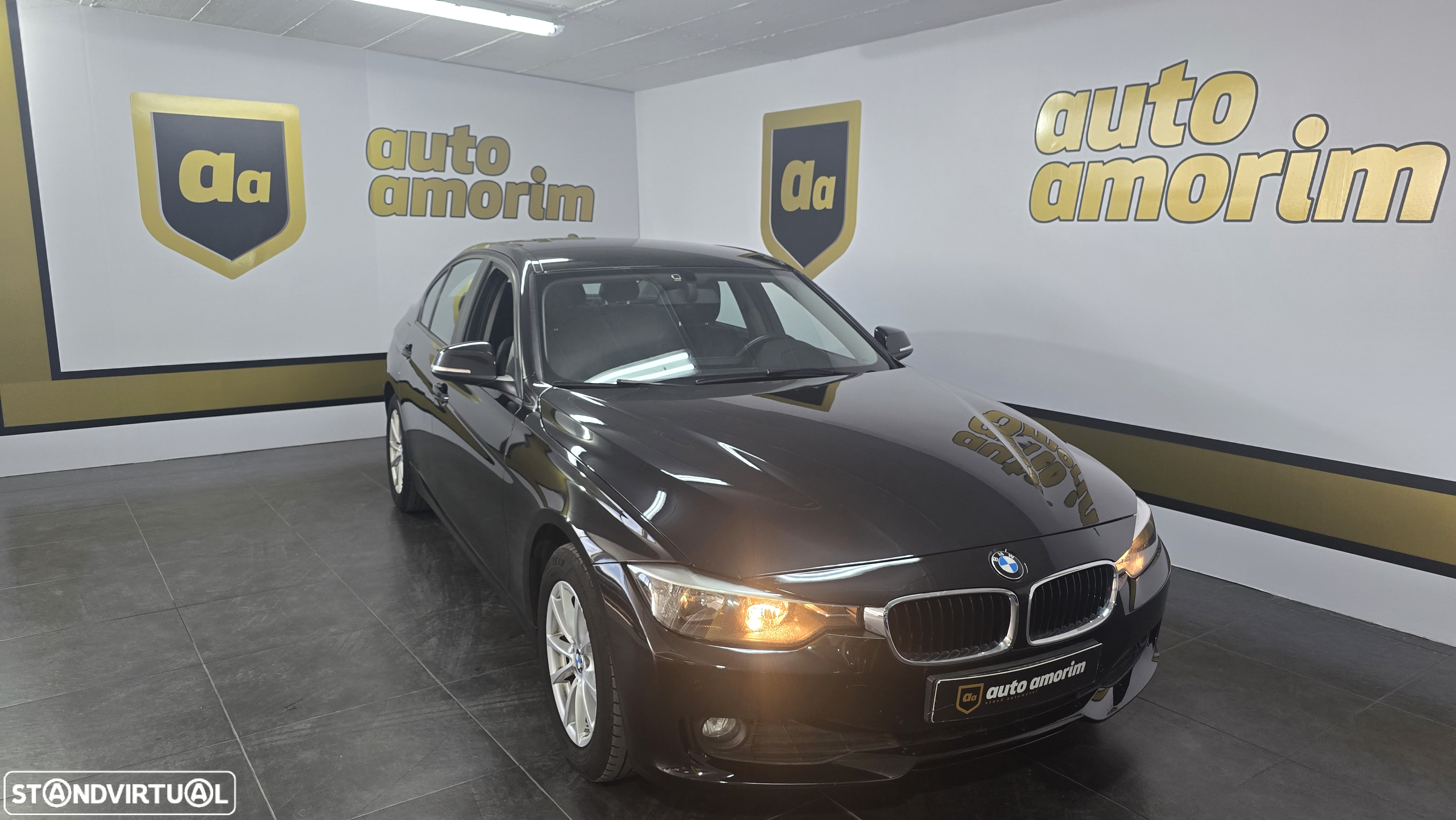 BMW 318 d Auto Exclusive - 2