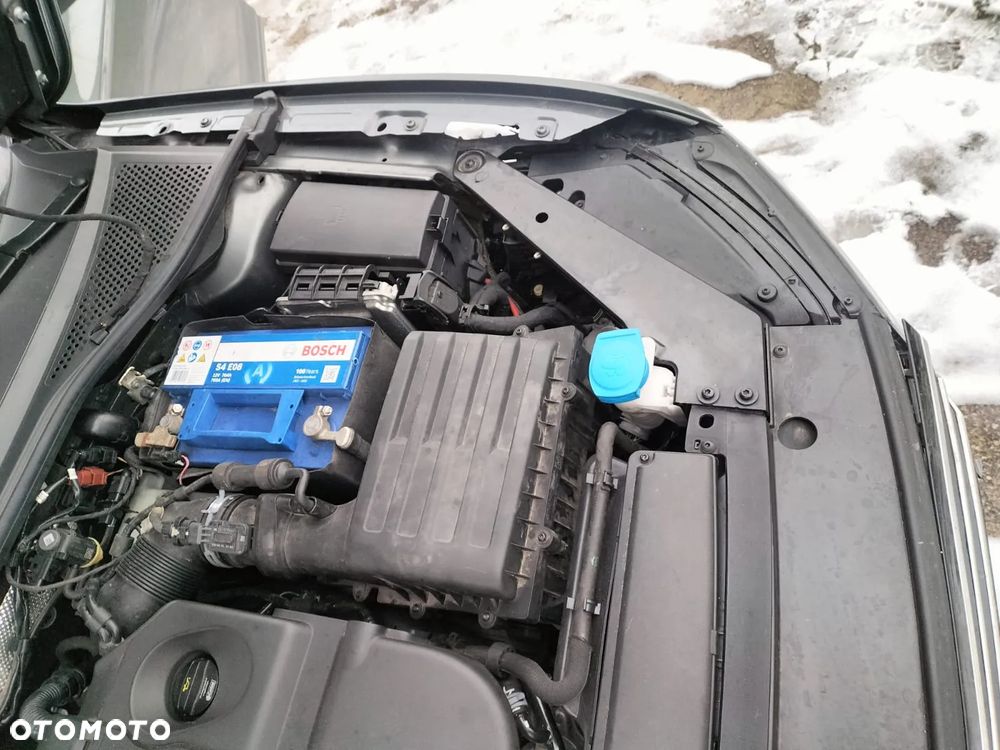 Volkswagen Passat 1.6 TDI SCR DSG Trendline - 17