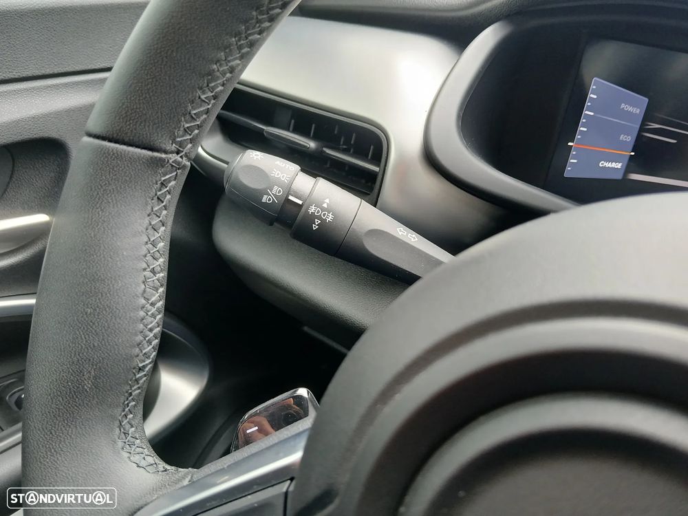 Jeep Avenger 1.2 e-Hybrid Altitude DCT - 30