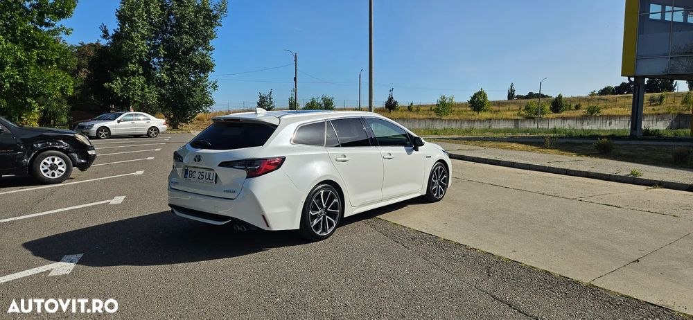 Toyota Corolla 2.0 HSD Exclusive Plus GR Sport Bi-Tone - 2