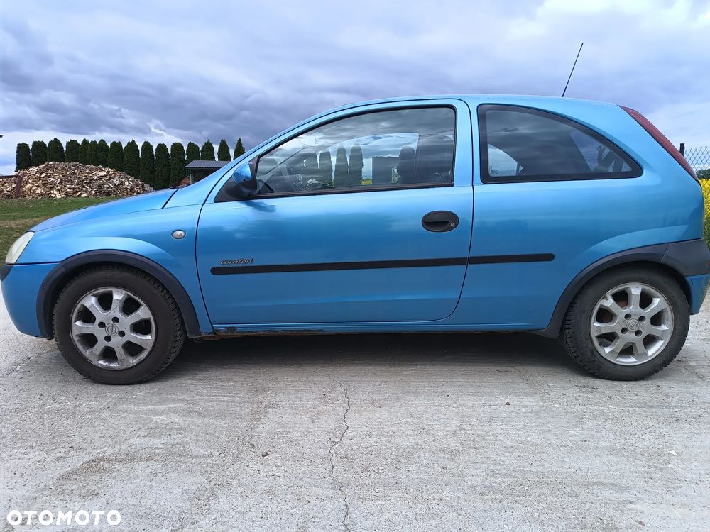 Opel Corsa 1.2 16V Comfort - 1