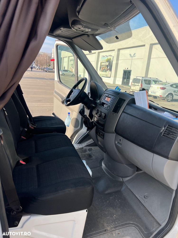 Mercedes-Benz Sprinter - 9