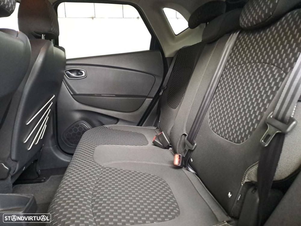 Renault Captur 1.5 dCi Exclusive - 10