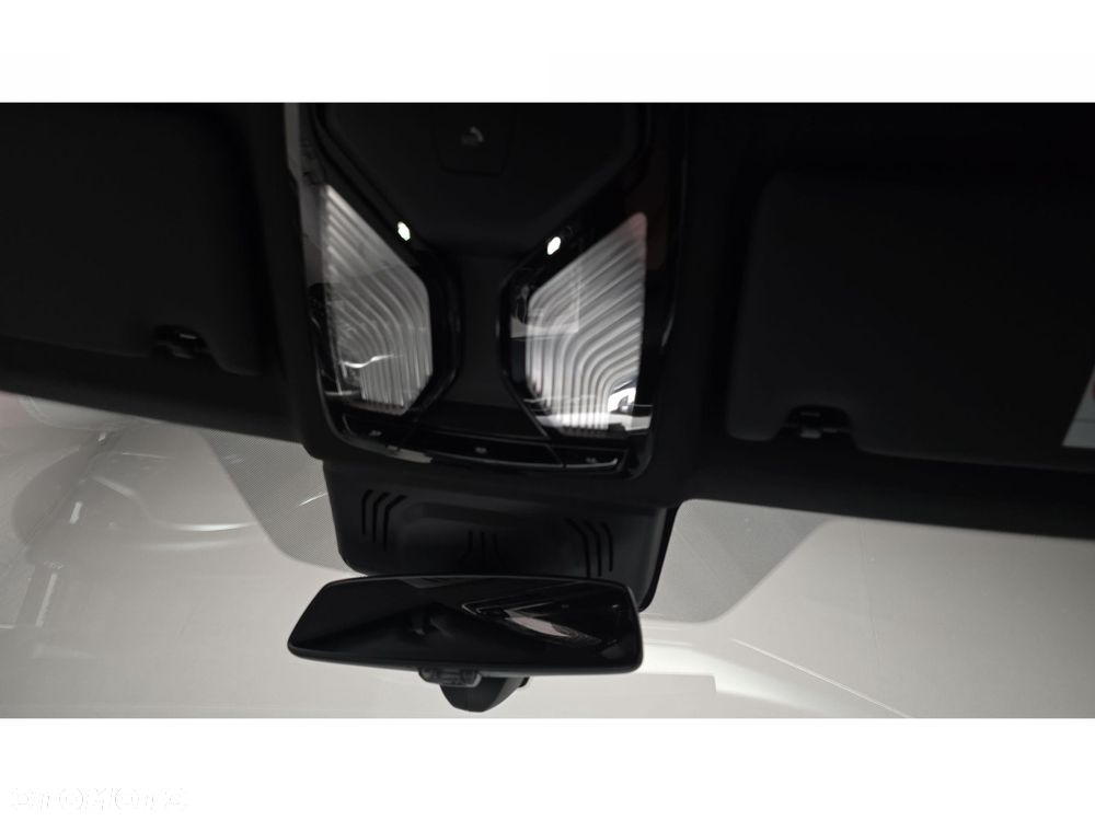 BMW Seria 3 - 34