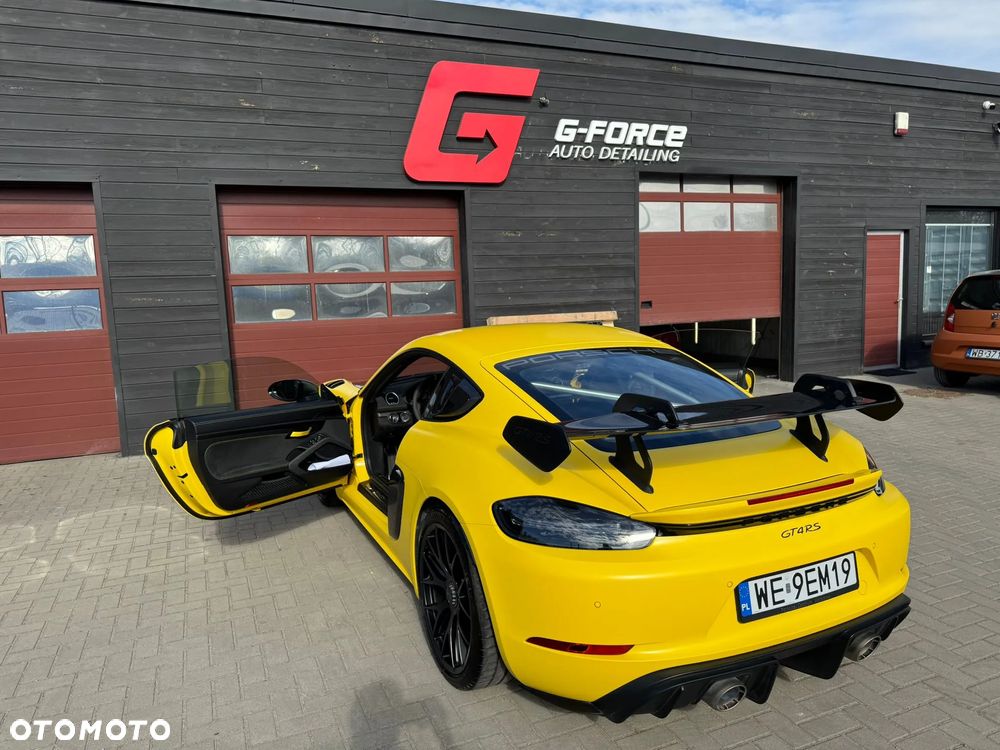 Porsche 718 Cayman - 9