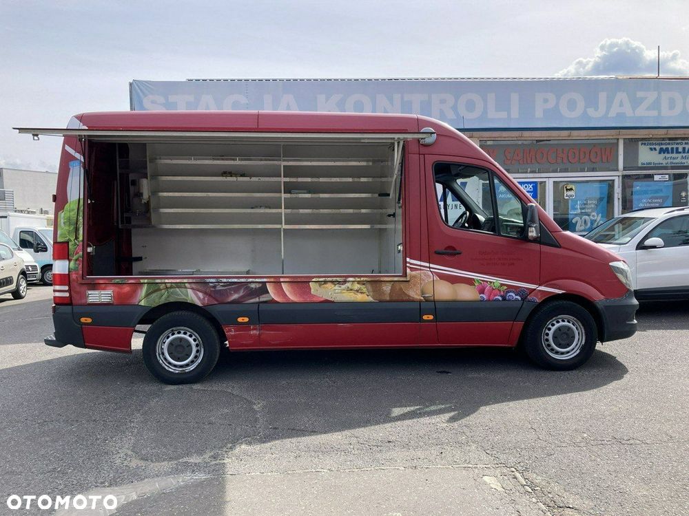 Mercedes-Benz Sprinter - 4