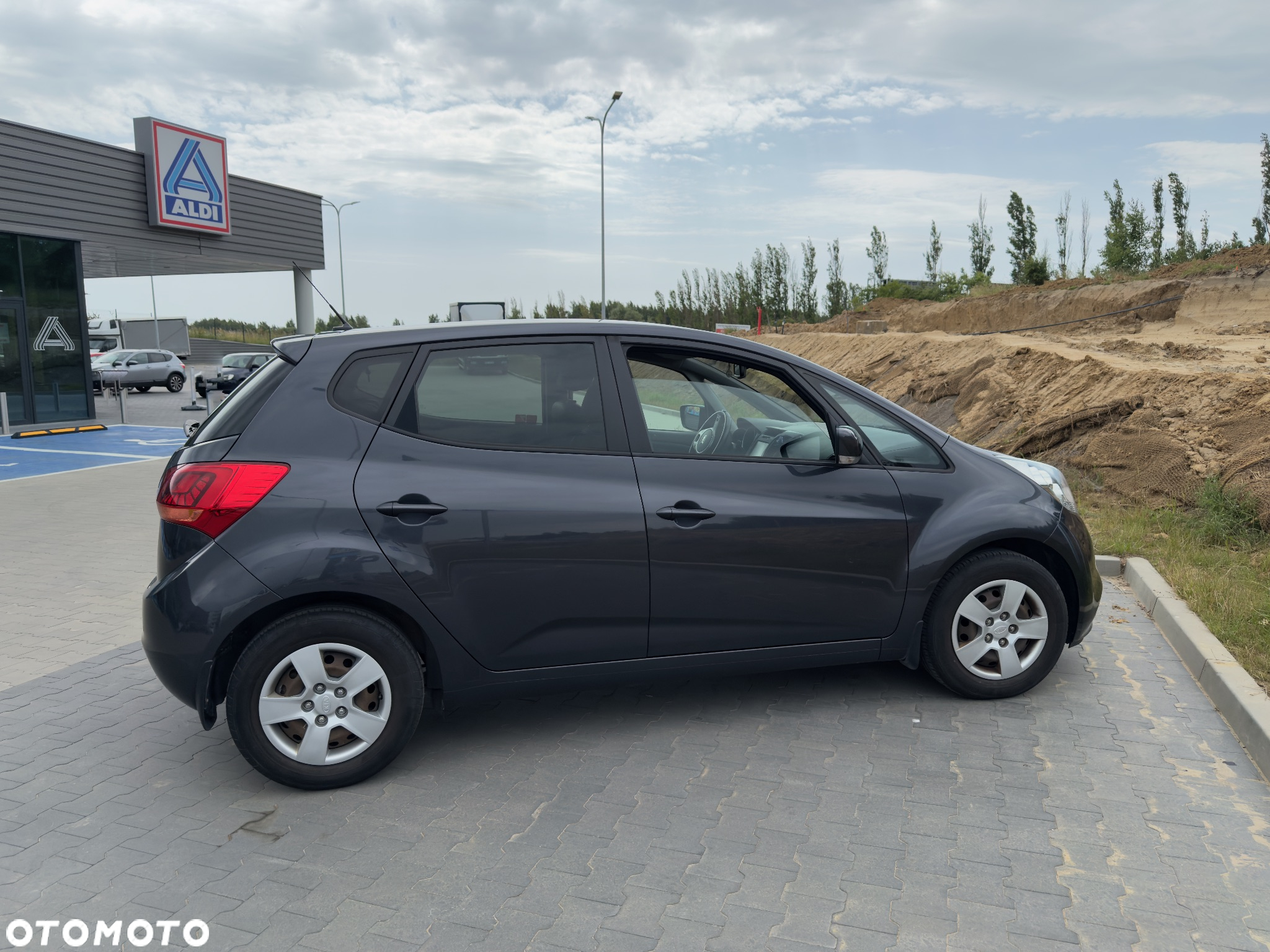Kia Venga 1.6 Business Line - 7