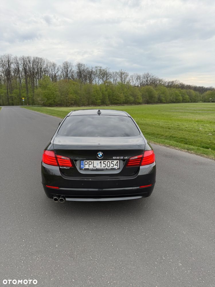 BMW Seria 5 525d - 7