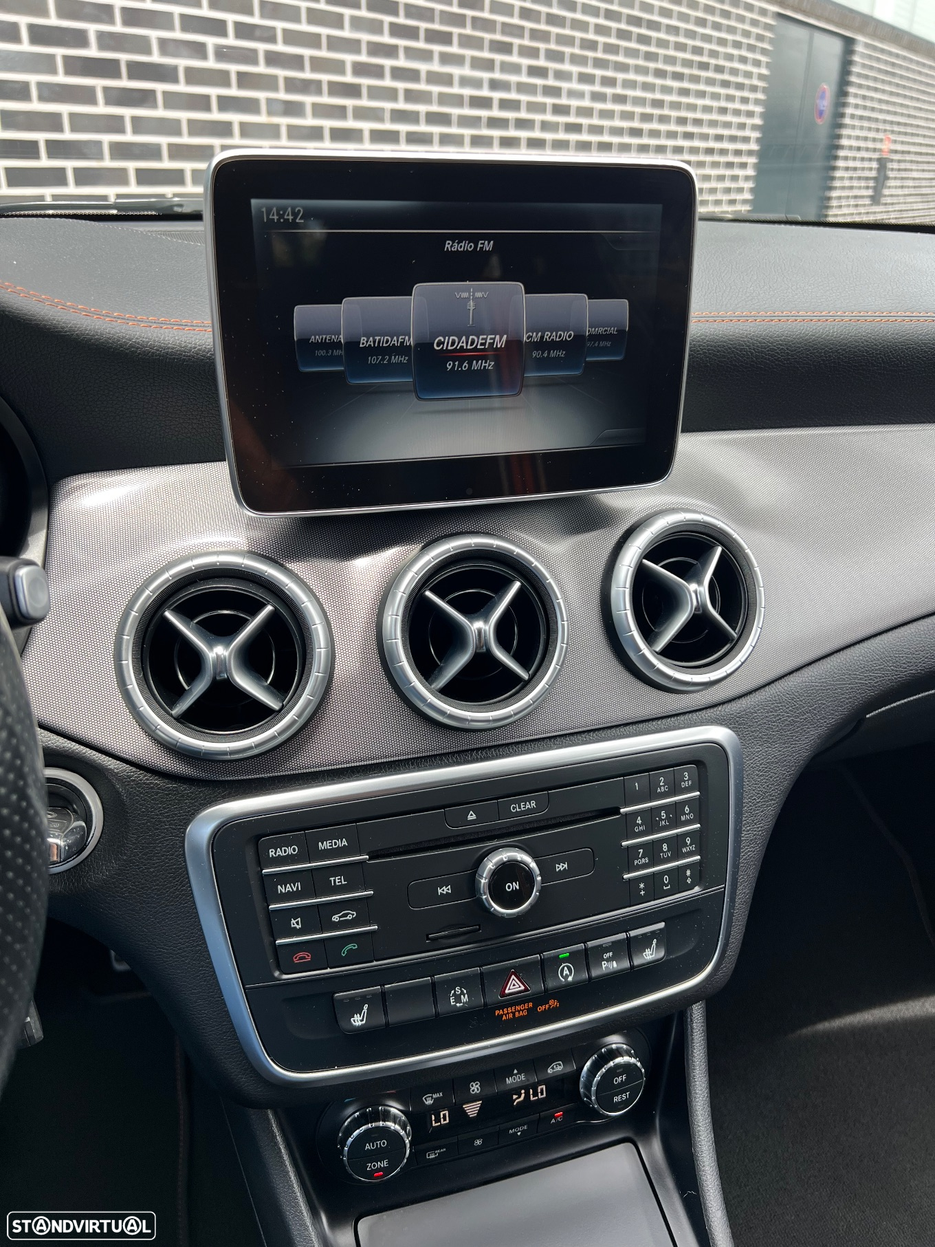 Mercedes-Benz CLA 220 Shooting Brake (CDI) d 7G-DCT Orange Art Edition - 16