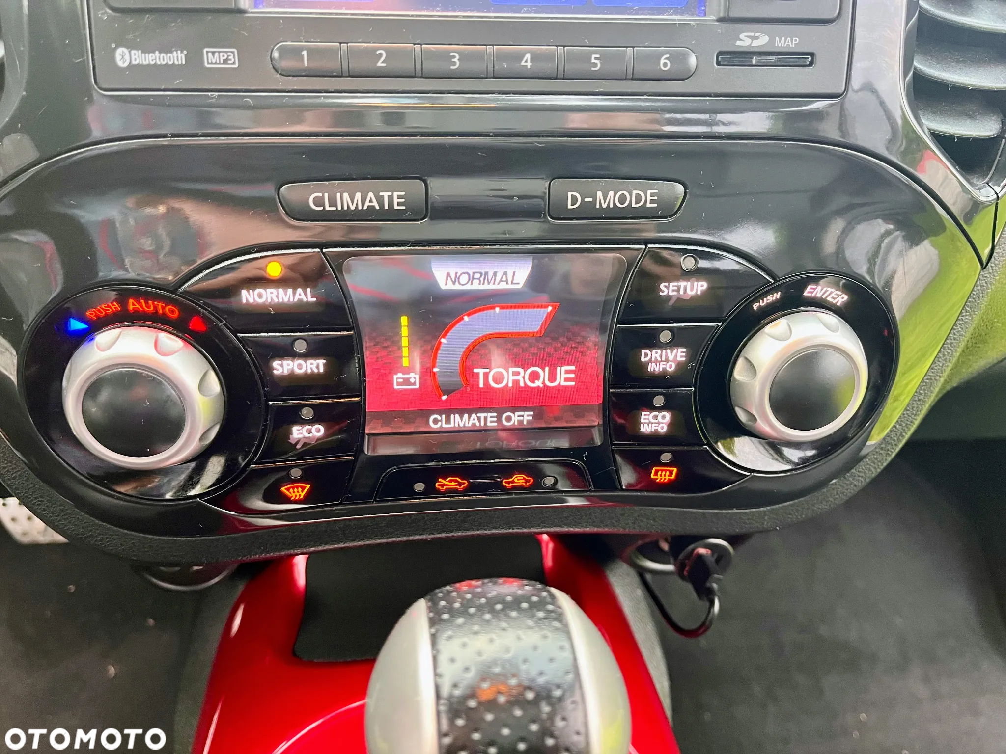 Nissan Juke 1.6 T Tekna 4x4 - 15