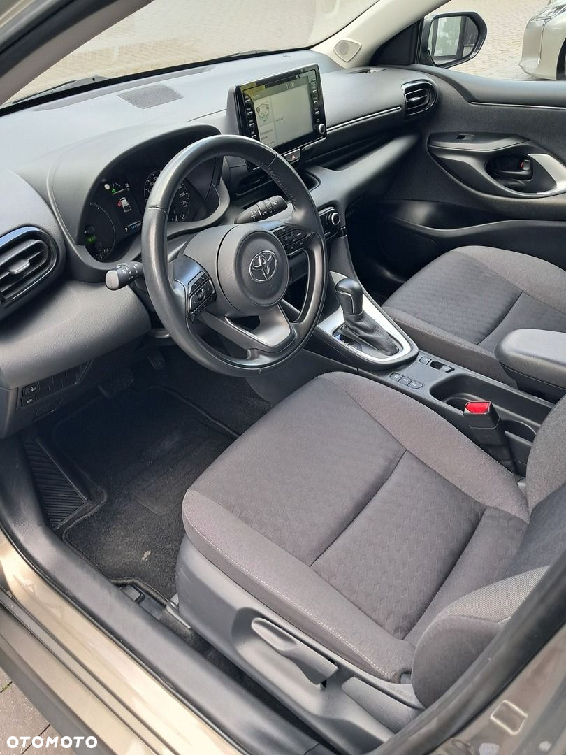 Toyota Yaris - 5