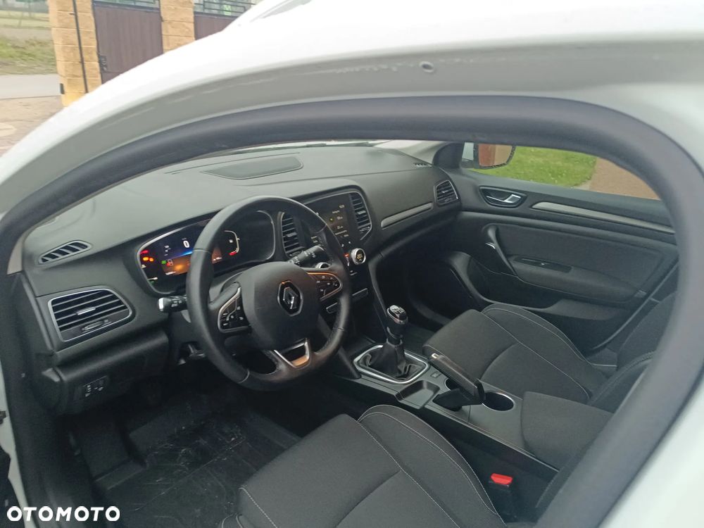 Renault Megane 1.5 Blue dCi Zen - 33