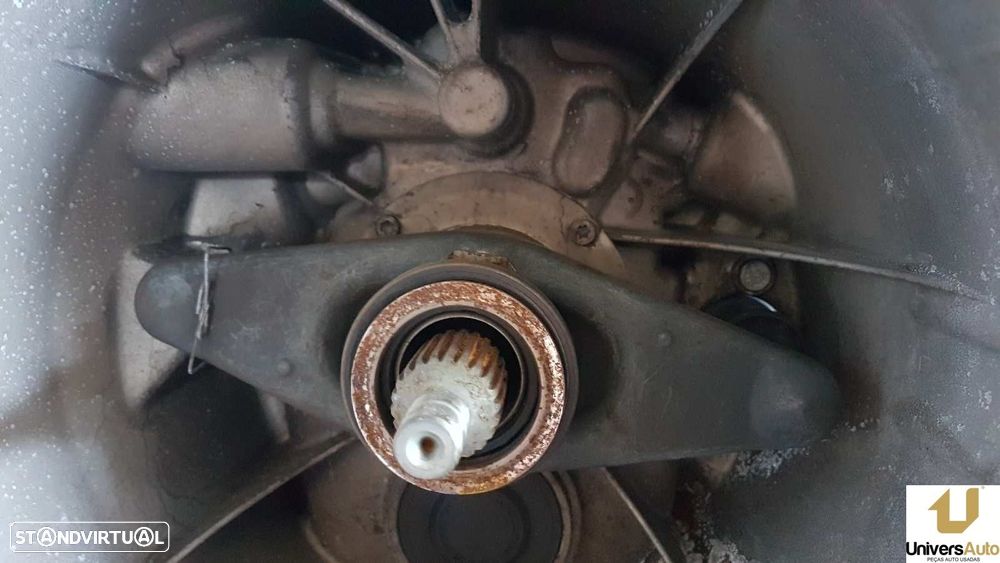 CAIXA DE VELOCIDADES BMW SERIE 1 BERLINA (E81/E87) 120D - 13