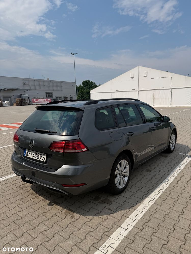 Volkswagen Golf - 3