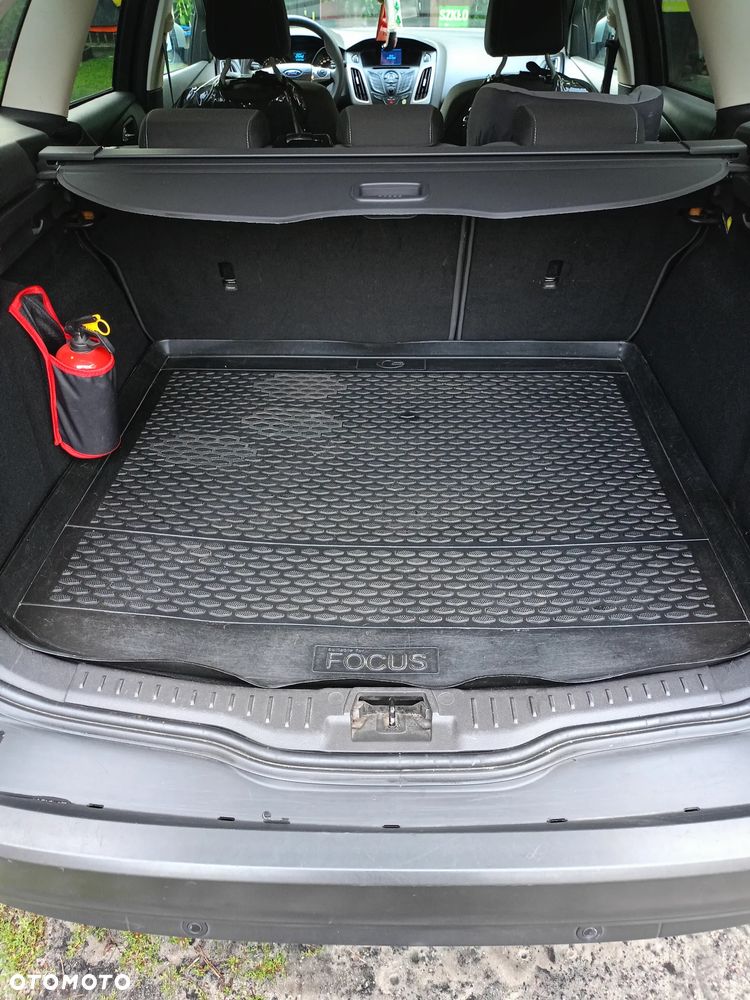 Ford Focus 1.6 TDCi DPF Trend - 9